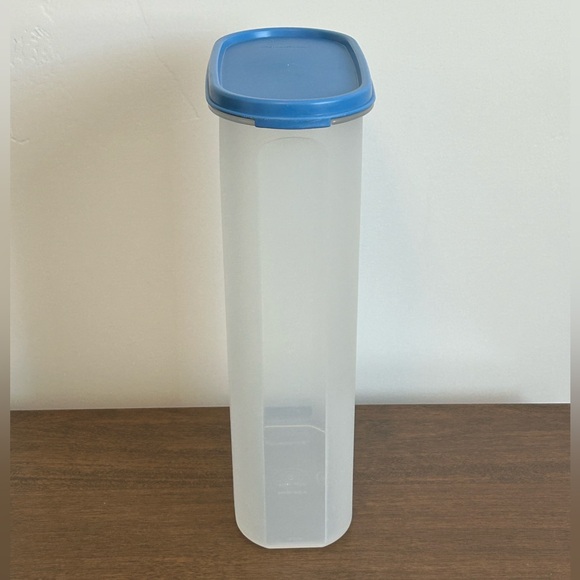 TUPPERWARE MODULAR MATES 12 1/4 CUP OVAL #1615 WITH BLUE SEAL #1616 - Picture 2 of 14